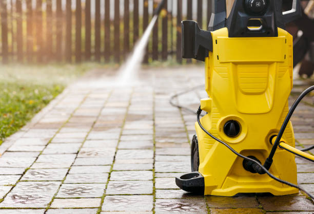 Best Sign and Awning Cleaning  in Forreston, IL